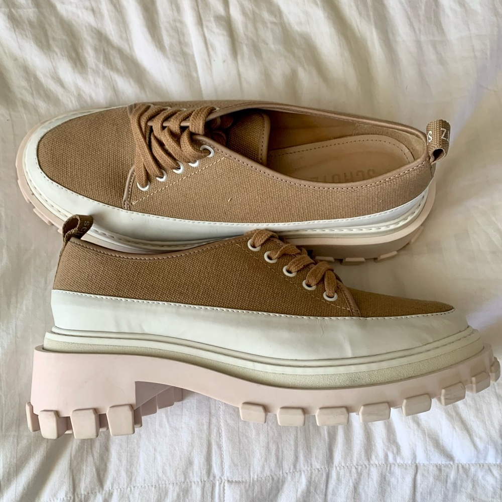 Schutz Krystal Chunky Heel Platform
Sneakers